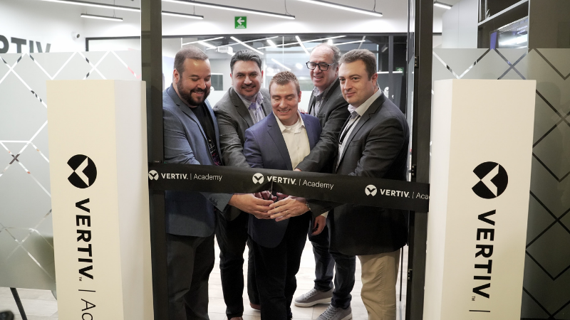 Vertiv inaugura nuevo Academy en México para fortalecer la formación profesional en la era de la IA